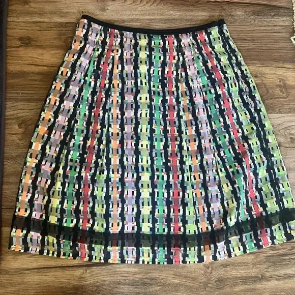 Cynthia Steffe skirt. Size 6. Geometric print fully lined - Picture 2 of 9